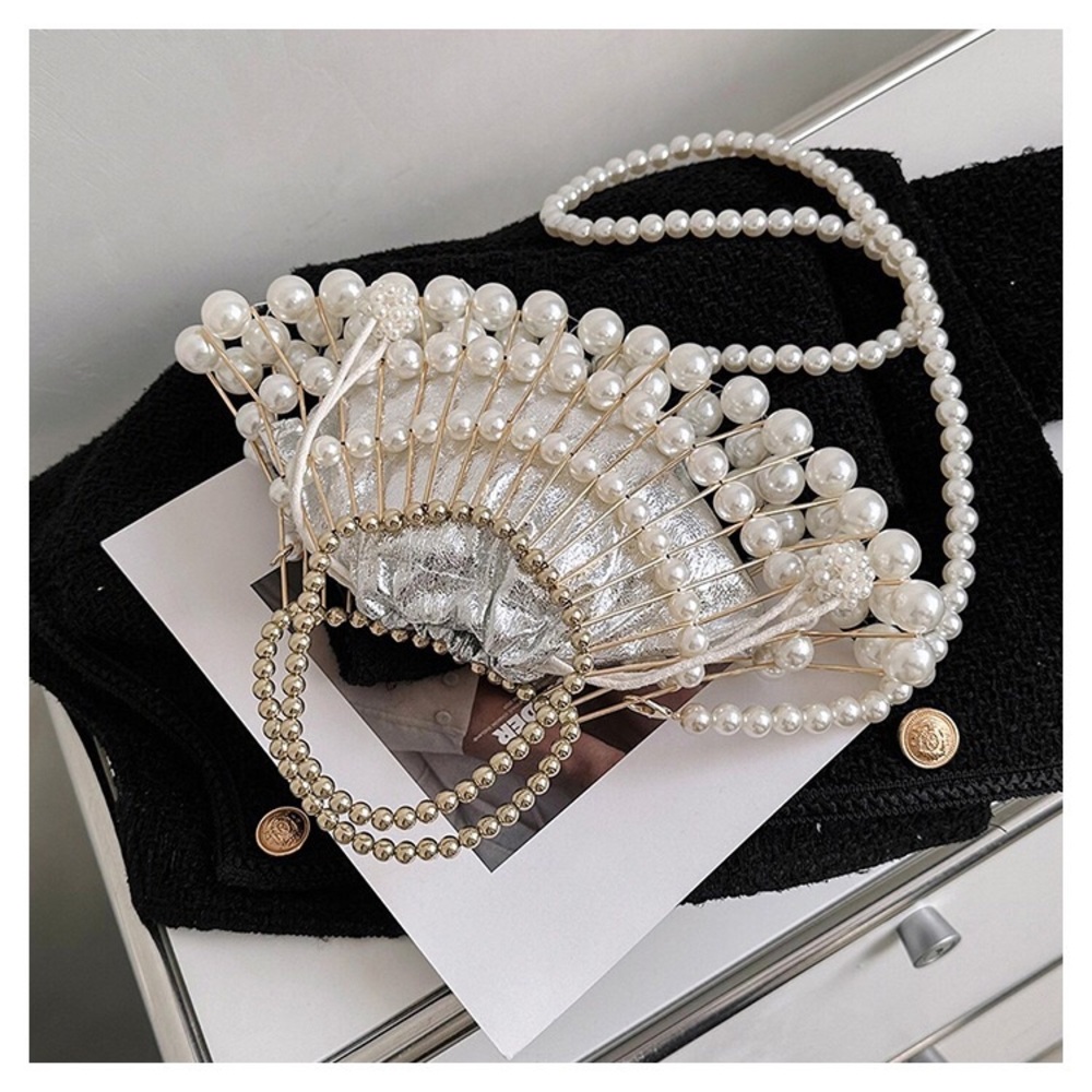women's pearl chain oblique hollow handbag - Picture 6 of 16